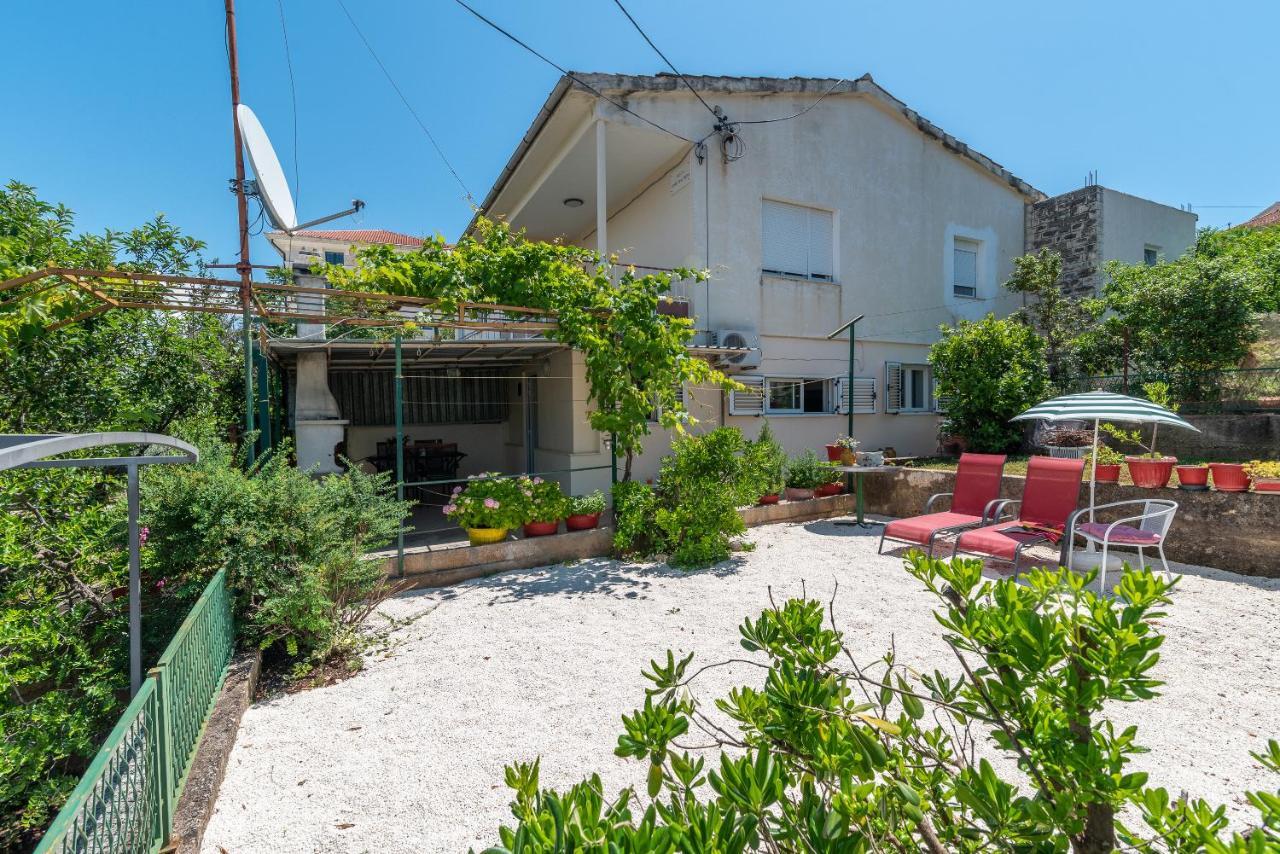 Apartment Hrabar Longo Trogir Exterior foto