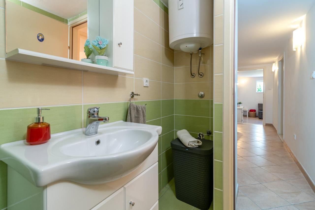 Apartment Hrabar Longo Trogir Exterior foto